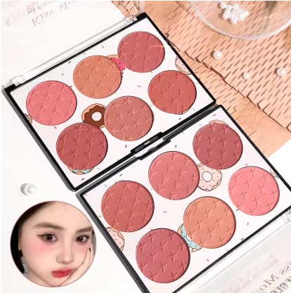 Palet blush 6 warna, dengan nuansa girly, tahan air, hasil matte dan shimmer, berbagai warna untuk riasan natural (no-makeup look), cocok untuk riasan pelajar, sudah termasuk kemasan kotak.