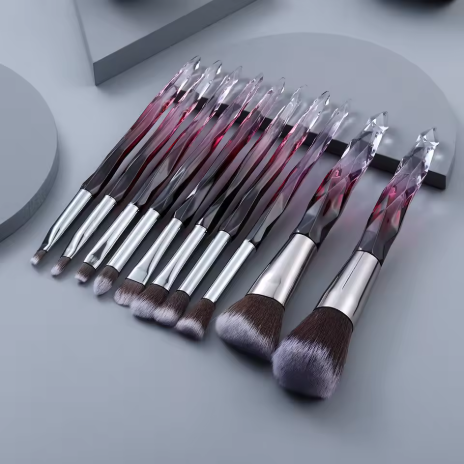 Set 5/10 kuas makeup, dengan tekstur transparan berkilau, cocok untuk bedak tabur, eyeshadow, dan contouring, ideal untuk wanita atau remaja perempuan.